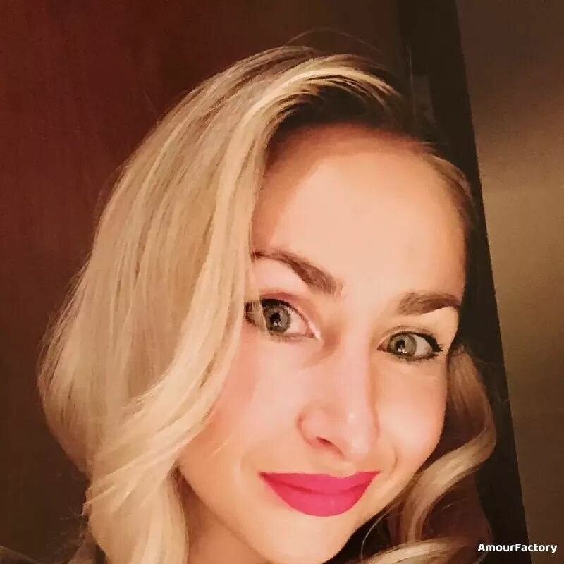 Nataliya, 32